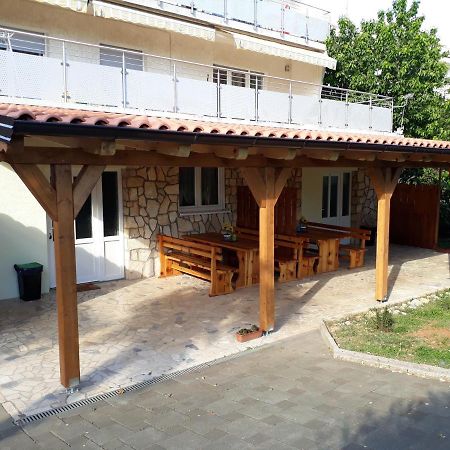 Apartments Roko Кострена Экстерьер фото